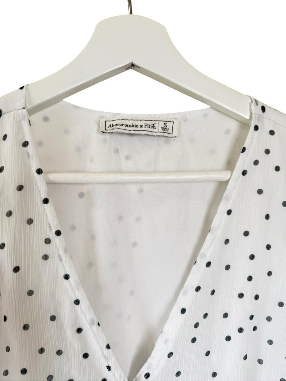 Abercrombie & Fitch White Polka Dot Flutter Sleeve Mini Dress Size | small - Picture 4 of 4